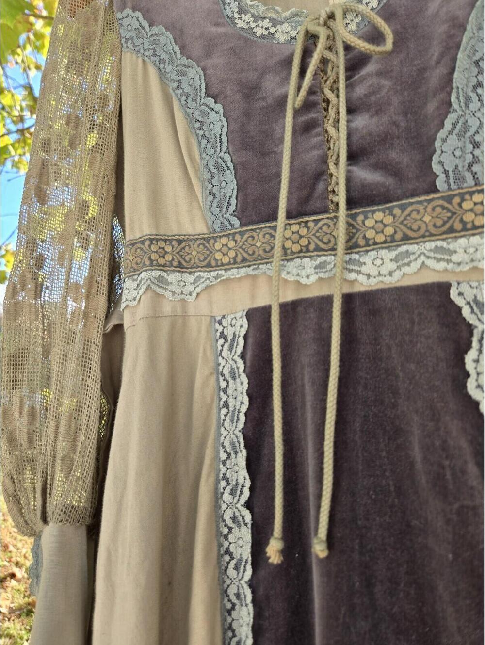 Gunne Sax Vintage Velvet Renaissance Lace Victorian Medieval Dress Womens Size 5 - Picture 8 of 15